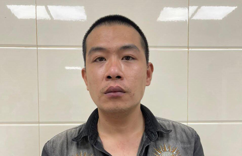 Mạnh chuyên lựa chọn các phụ nữ đeo dây chuyền vàng để cướp