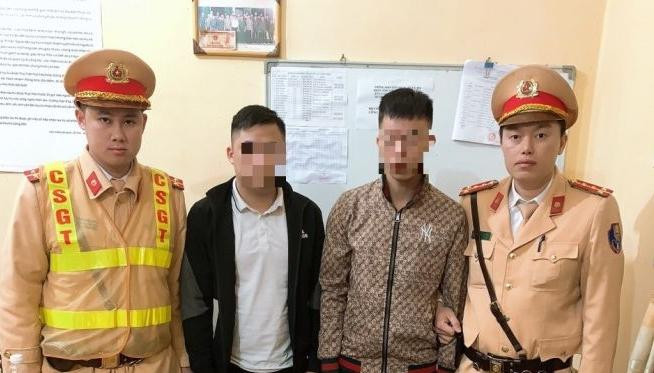 CSGT phát hiện số đối tượng vận chuyển mua bán pháo trái phép