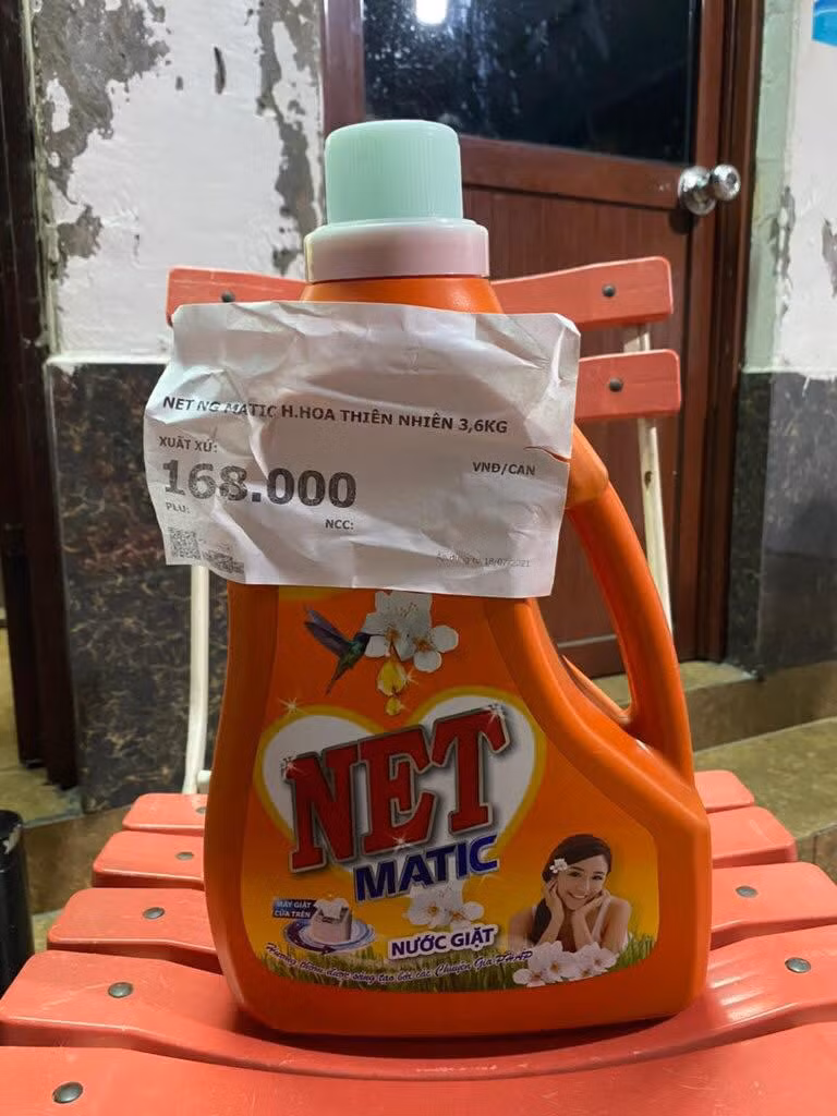 Chai nước hai đối tượng chiếm đoạt Chai nước hai đối tượng chiếm đoạt