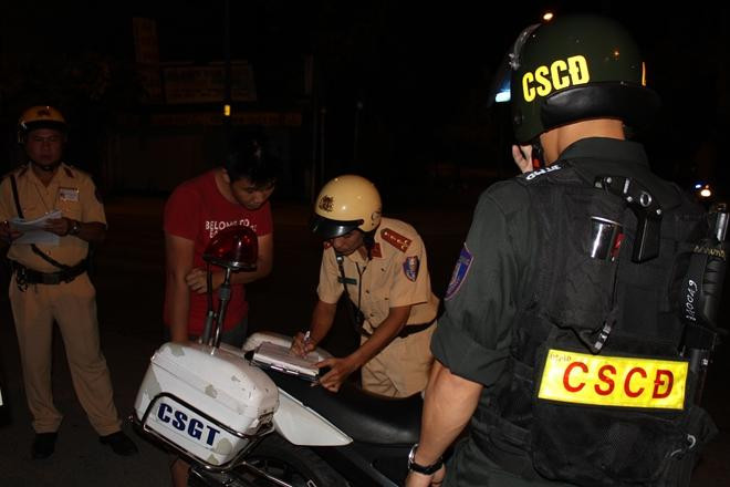 CSGT và các lực lượng liên quan tăng cường xử lý lái xe vi phạm