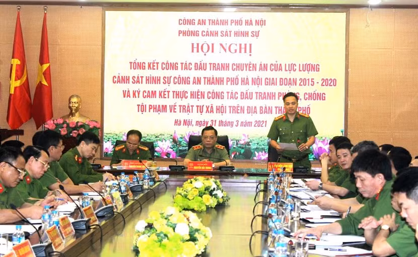Đại tá Mai Hoàng, Cục phó Cục CSHS Bộ Công an phát biểu chỉ đạo tại Hội nghị
