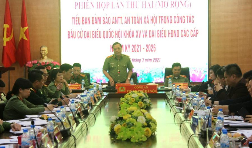 Trung tướng Nguyễn Hải Trung, Giám đốc CATP Hà Nội phát biểu chỉ đạo tại phiên họp