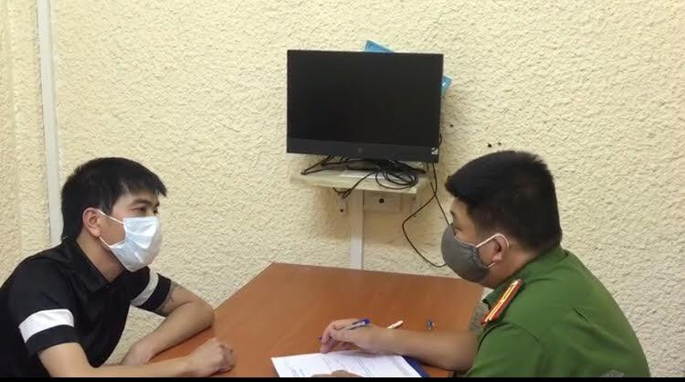 Dũng "ốt" bị Phòng CSHS, CATP Hà Nội bắt khẩn cấp cùng đồng bọn Dũng "ốt" bị Phòng CSHS, CATP Hà Nội bắt khẩn cấp cùng đồng bọn