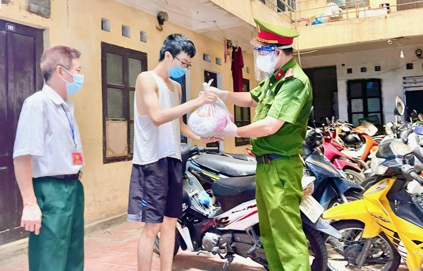 Đảm bảo an sinh xã hội bên cạnh việc phòng, chống dịch, góp phần nhanh chóng đẩy lùi dịch Covid-19