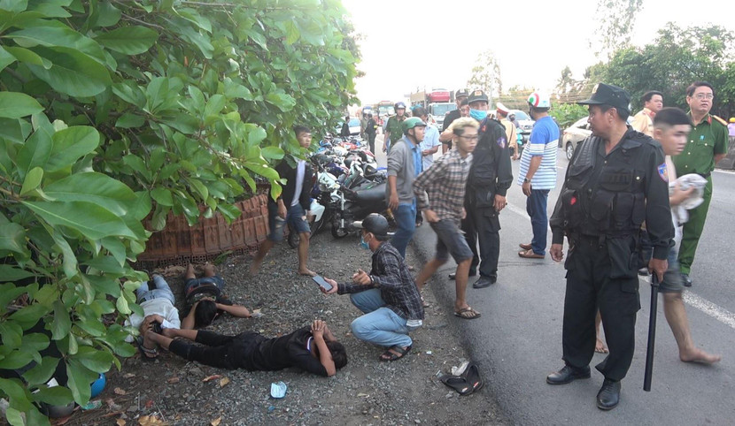 Công an các đơn vị trấn áp mạnh tình trạng thanh thiếu niên tụ tập đua xe, cổ vũ đua xe trái phép Công an các đơn vị trấn áp mạnh tình trạng thanh thiếu niên tụ tập đua xe, cổ vũ đua xe trái phép