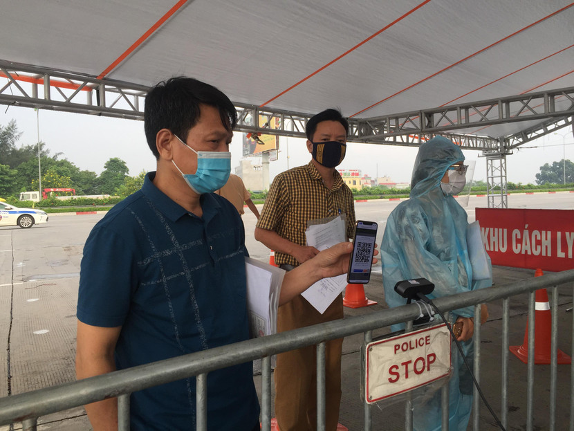 Bên cạnh đó, được hỗ trợ hoàn toàn trên nền tảng ứng dụng của Cục Cảnh sát QLHC về TTXH tại trang kiemdich.dancuquocgia.gov.vn nên không cần cấu hình, cài đặt phức tạp và thời gian quét rất nhanh trong khoảng từ 2 - 5 giây Bên cạnh đó, được hỗ trợ hoàn toàn trên nền tảng ứng dụng của Cục Cảnh sát QLHC về TTXH tại trang kiemdich.dancuquocgia.gov.vn nên không cần cấu hình, cài đặt phức tạp và thời gian quét rất nhanh trong khoảng từ 2 - 5 giây