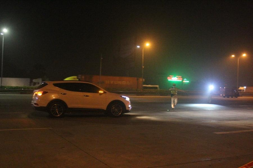 Bộ Công an cũng yêu cầu các doanh nghiệp, cơ sở đào tạo, người sử dụng lao động là lái xe phải tăng cường quản lý công tác khám sức khỏe, đào tạo, sát hạch, cấp giấy phép lái xe. Kiến nghị ngành giáo dục, quản lý học sinh, sinh viên, không để học sinh, sinh viên sử dụng chất ma túy, rượu, bia điều khiển xe tham gia giao thông. Bộ Công an cũng yêu cầu các doanh nghiệp, cơ sở đào tạo, người sử dụng lao động là lái xe phải tăng cường quản lý công tác khám sức khỏe, đào tạo, sát hạch, cấp giấy phép lái xe. Kiến nghị ngành giáo dục, quản lý học sinh, sinh viên, không để học sinh, sinh viên sử dụng chất ma túy, rượu, bia điều khiển xe tham gia giao thông.