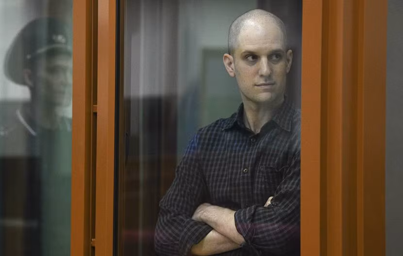 Phóng viên người Mỹ Evan Gershkovich làm việc cho The Wall Street Journal bị Nga cáo buộc tội gián điệp