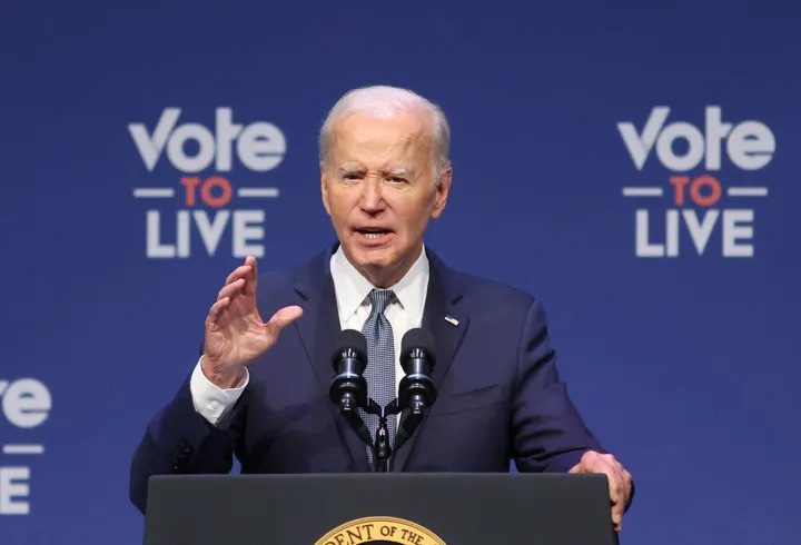 Tổng thống Joe Biden nói ông “còn nhiều việc phải làm” và nếu rời bỏ thì cũng là “miễn cưỡng”