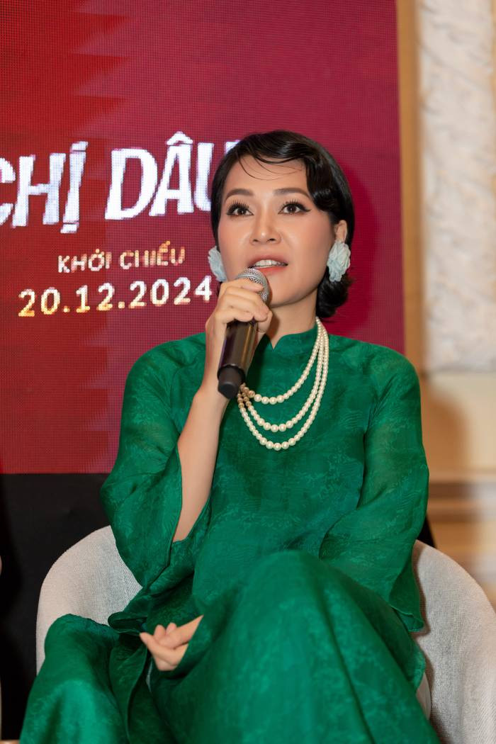 Đinh Y Nhung đảm nhận vai chị Tư Ánh trong gia đình toàn chị em gái