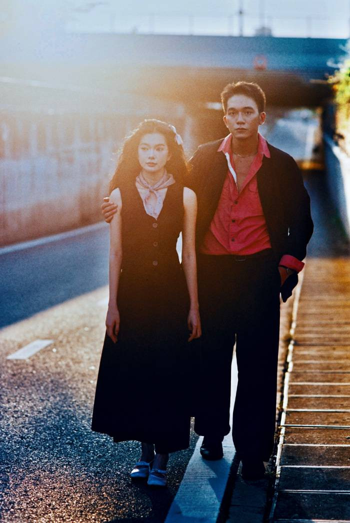 Nhờ vai Phúc hào hiệp, Đỗ Nhật Hoàng đã nhận đề cử Nam diễn viên chính xuất sắc nhất, hạng mục Điện ảnh ở Lễ trao giải Ngôi sao xanh 2024 và đề cử Nam diễn viên chính phim dài xuất sắc nhất tại Liên hoan phim Quốc tế Hà Nội 2024