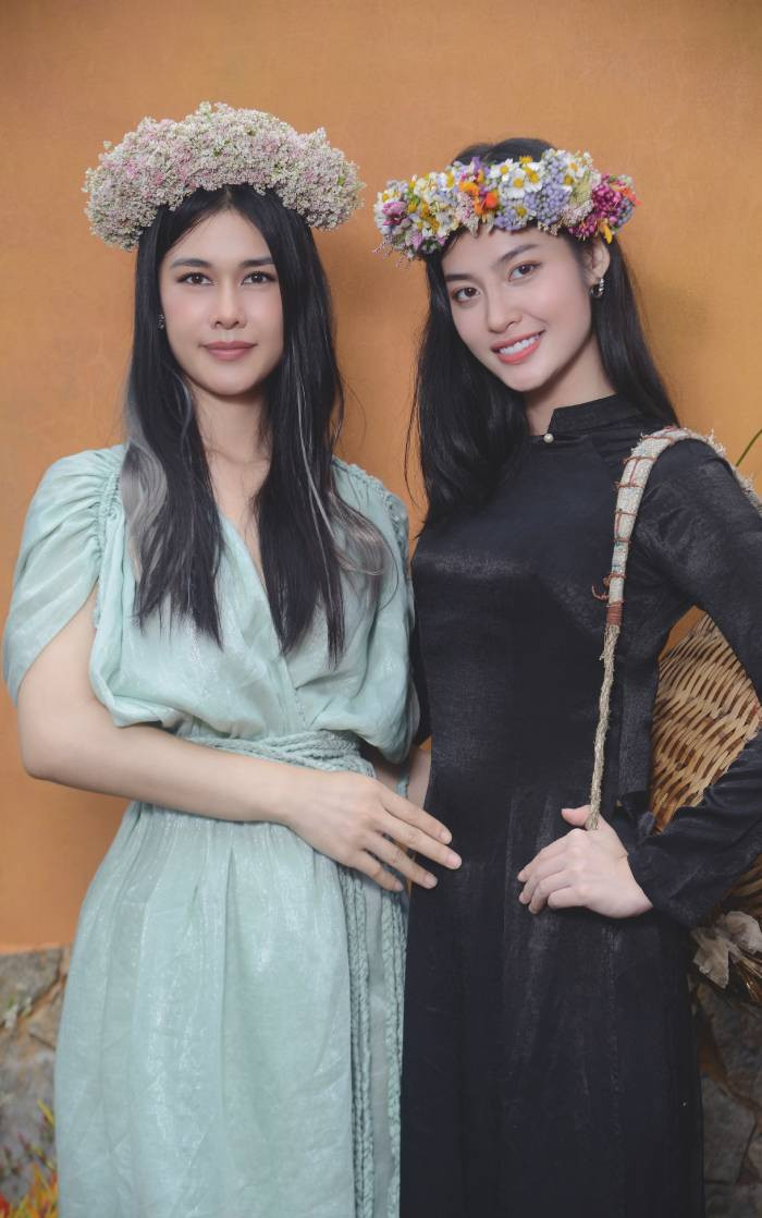 Hoa hậu các dân tộc Việt Nam Nông Thuý Hằng tham gia cùng ca sĩ Phúc Anh trong dự án âm nhạc "54 Dân tộc Việt Nam"