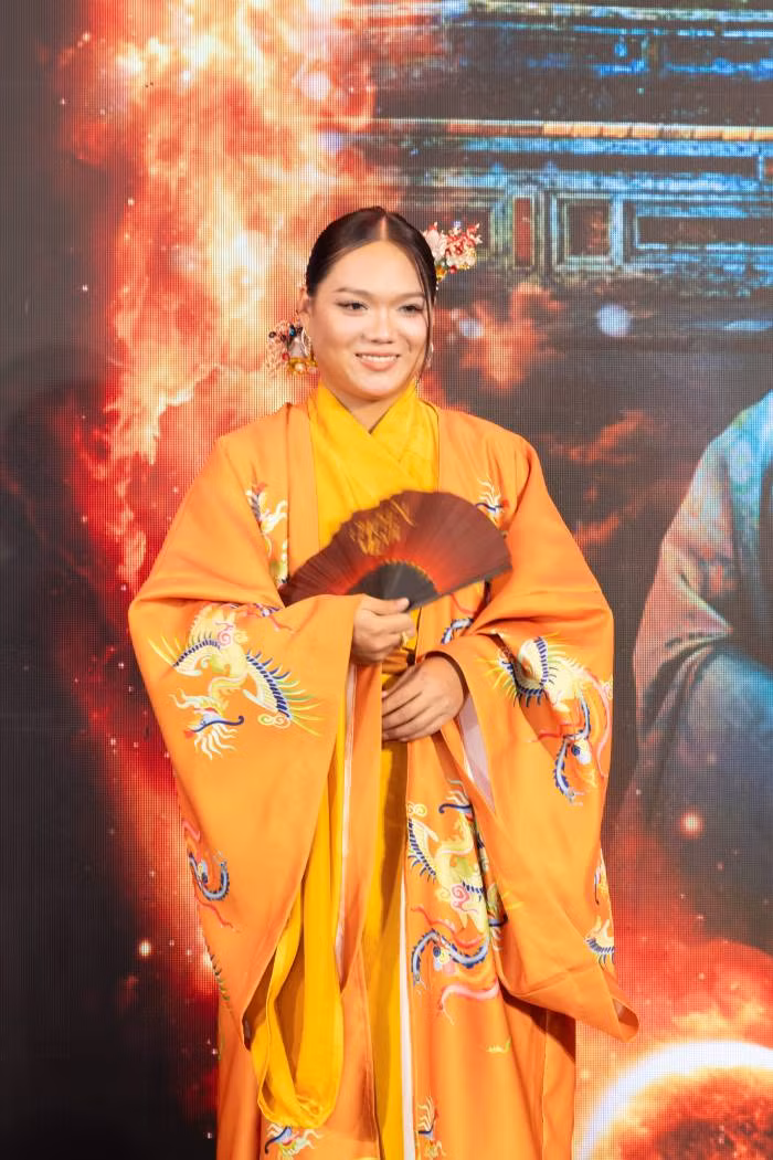 Nhà sáng tạo nội dung Phạm Thoại tại sự kiện ra mắt phim "Chuyển mệnh" Nhà sáng tạo nội dung Phạm Thoại tại sự kiện ra mắt phim "Chuyển mệnh"