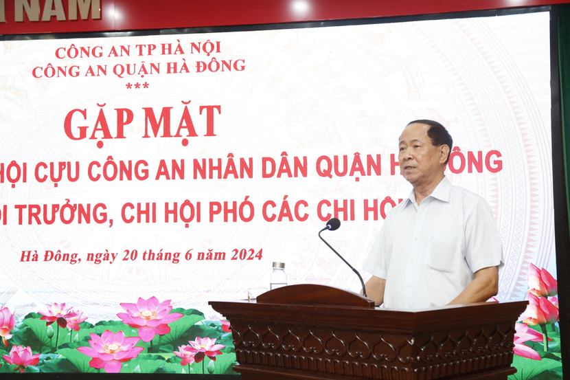 Đồng chí Trịnh Văn Vát - Phó Chủ tịch Hội cựu CAND TP Hà Nội chia sẻ về tình hình của Hội cựu CAND TP Hà Nội Đồng chí Trịnh Văn Vát - Phó Chủ tịch Hội cựu CAND TP Hà Nội chia sẻ về tình hình của Hội cựu CAND TP Hà Nội