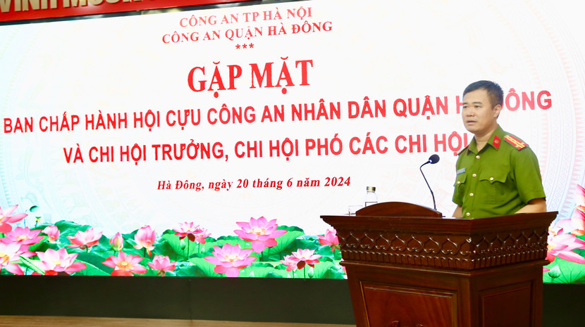 Đại tá Nguyễn Ngọc Quyền - Trưởng CAQ Hà Đông phát biểu tại chương trình Đại tá Nguyễn Ngọc Quyền - Trưởng CAQ Hà Đông phát biểu tại chương trình