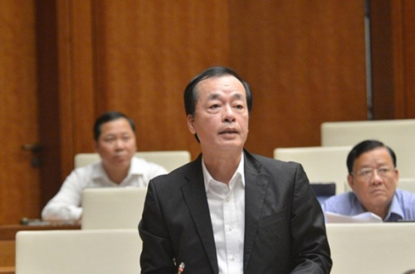 Bộ trưởng Bộ Xây dựng Phạm Hồng Hà trả lời chất vấn