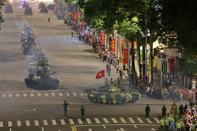 Những khu vực đẹp sẽ giúp người dân quan sát được toàn cảnh buổi tổng hợp luyện. (Ảnh: Phú Khánh)