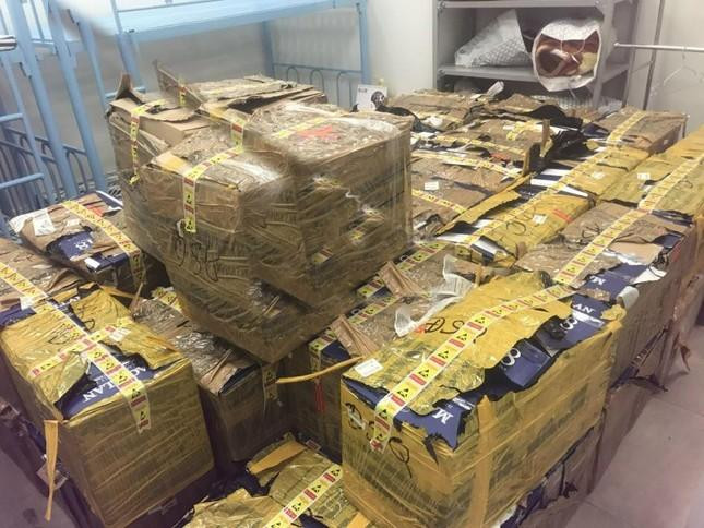 Số hàng hóa vận chuyển trái phép trên chuyến bay giải cứu Số hàng hóa vận chuyển trái phép trên chuyến bay giải cứu