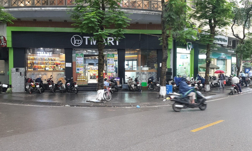 Một góc phố thoáng ở Định Công