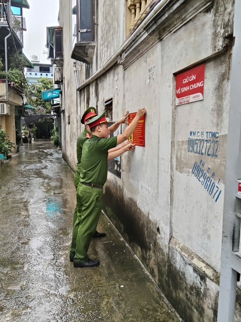 Những con ngõ nhỏ được niêm yết biển báo ý nghĩa