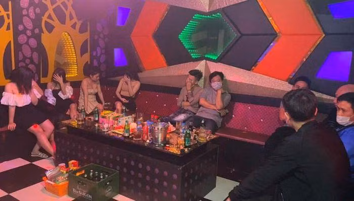 Karaoke Thành Ngân bị phát hiện hoạt động bất chấp lệnh cấm