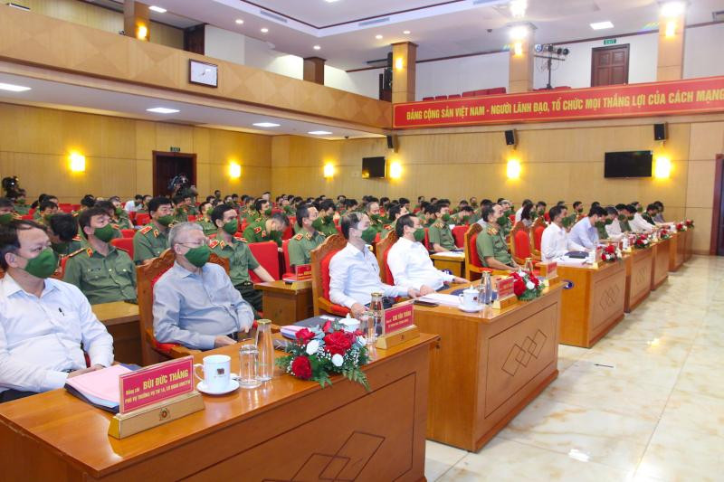 Toàn cảnh hội nghị