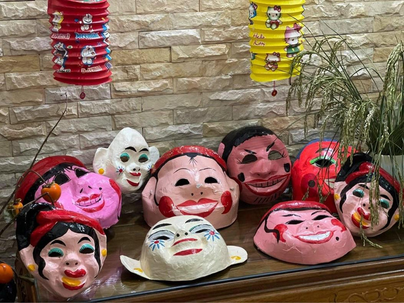 Đồ chơi truyền thống không thể thiếu trong mỗi phần quà