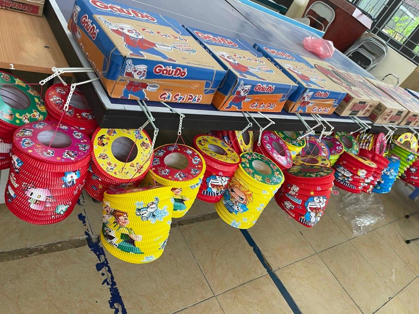 Tổng cộng 325 phần quà được trao đến con trẻ