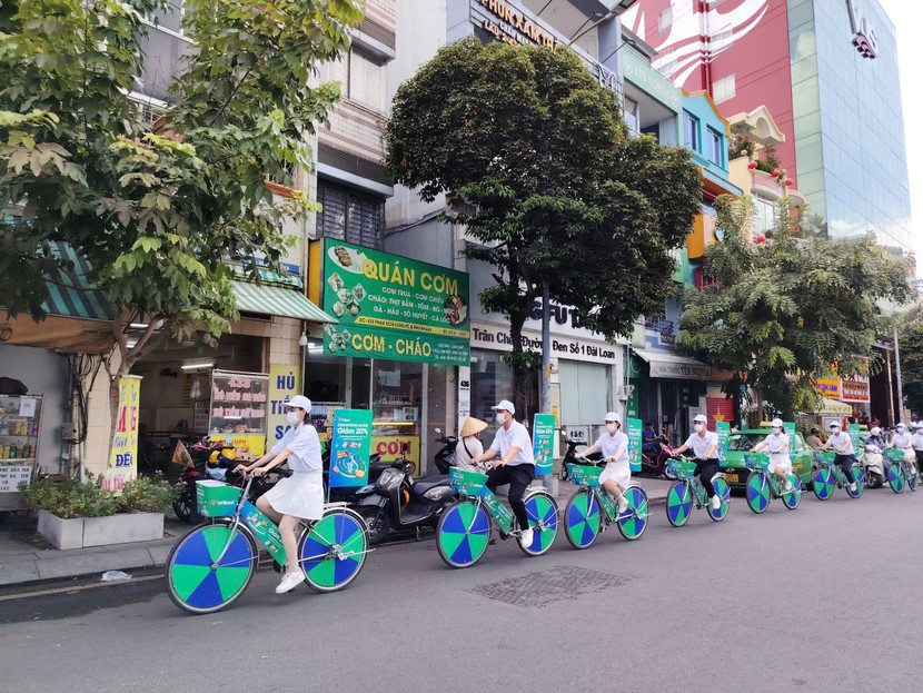 Hoạt động roadshow ở các tuyến phố lân cận phố Phan Xích Long – TP.HCM