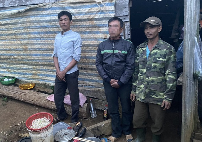 2 đối tượng bị bắt tại căn chòi nơi giam giữ nạn nhân