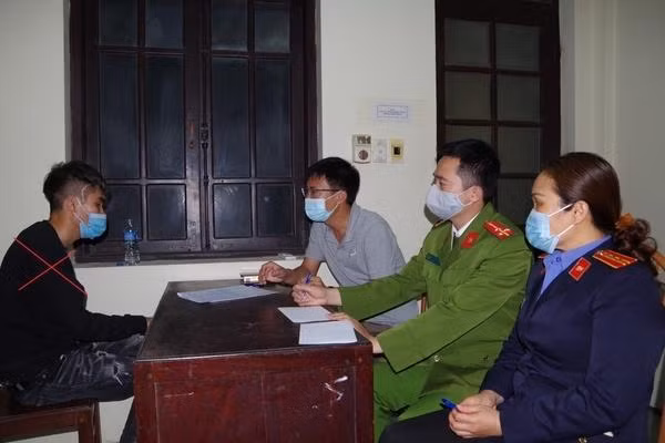 Nghi phạm Trần Mạnh Hùng bị bắt chỉ vài giờ sau khi phát hiện thi thể nữ sinh 16 tuổi