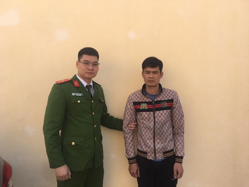 Đối tượng Thành bị khởi tố về tội “Cho vay lãi nặng trong giao dịch dân sự”. Đối tượng Thành bị khởi tố về tội “Cho vay lãi nặng trong giao dịch dân sự”.