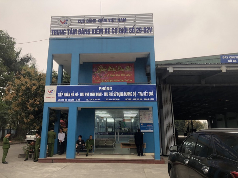 Một trong 2 Trung tâm đăng kiểm bị CQĐT khám xét hôm 24-2