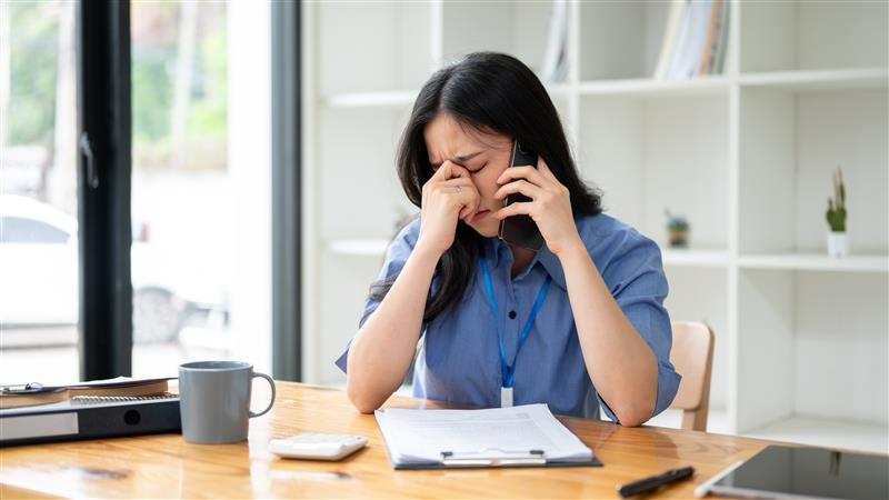 Nhiều nhân viên bảo hiểm gặp cảnh "dở khóc, dở cười" những ngày qua