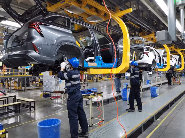 Bộ Tài chính lấy ý kiến dự thảo Nghị quyết về giảm 50% lệ phí trước bạ