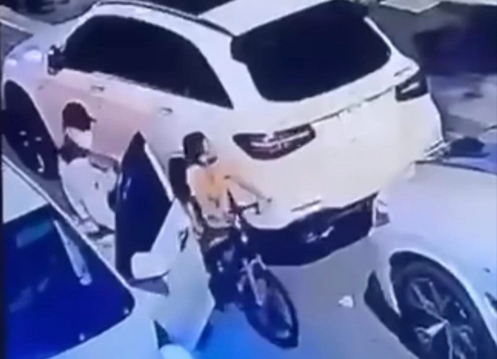 Hình ảnh ghi lại khoảnh khắc cháu bé bị bắt cóc