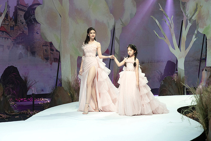 Bé Thỏ chính là cô con gái bé nhỏ của người mẫu kỳ cựu Xuân Lan