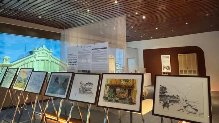 Triển lãm tranh màu nước “Di sản Hà Nội - Sapa” ảnh 1