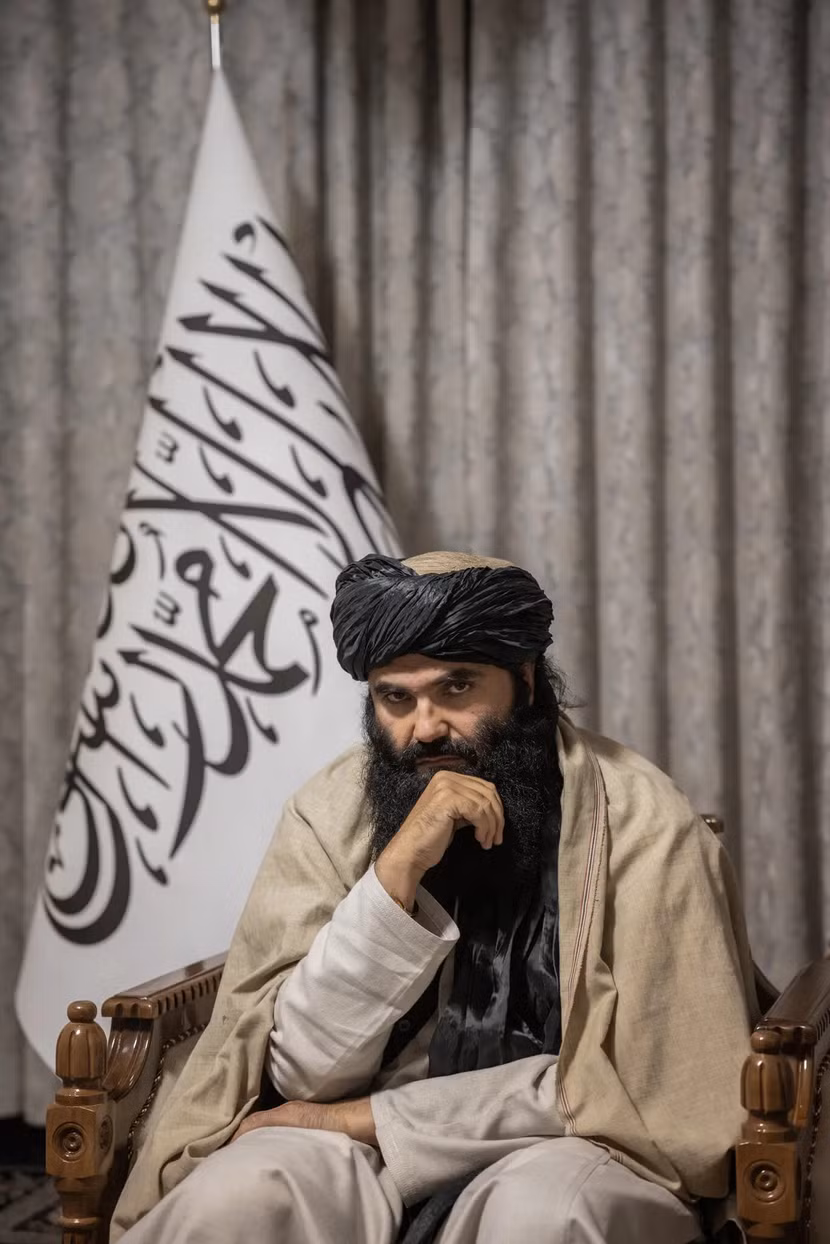 Ông Sirajuddin Haqqani hiện là Phó lãnh đạo thứ nhất của Afghanistan và là quyền Bộ trưởng Nội vụ Afghanistan