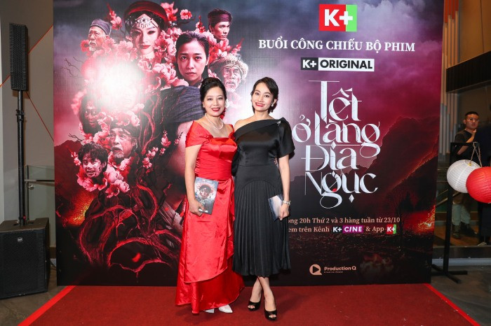 NSUT Chiều Xuân và NSUT Hạnh Thuý hào hứng chia sẻ những trải nghiệm khi tham gia "Tết ở làng địa ngục" NSUT Chiều Xuân và NSUT Hạnh Thuý hào hứng chia sẻ những trải nghiệm khi tham gia "Tết ở làng địa ngục"