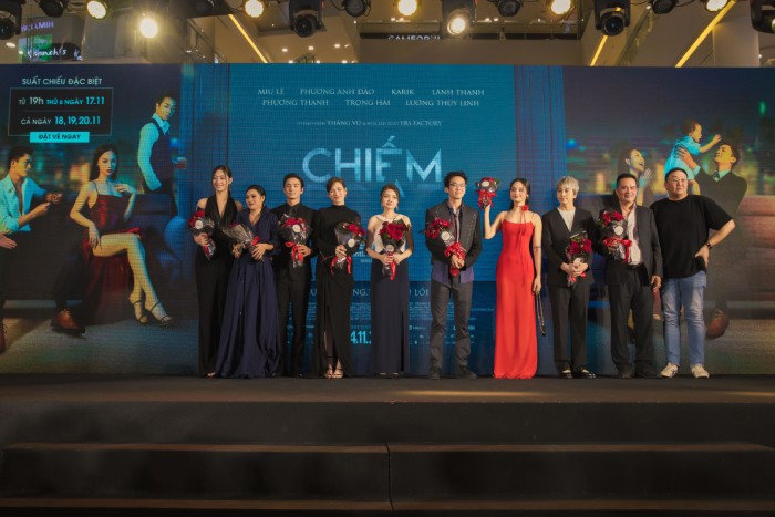 Dàn diễn viên đẹp và tài năng của phim điện ảnh "Chiếm đoạt" trên sân khấu