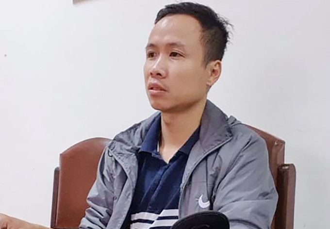 Từ khi hoạt động đến lúc bị bắt, Trường cùng đồng phạm lừa nhiều nạn nhân cả tin, chiếm đoạt khoảng 2,7 tỷ đồng. Từ khi hoạt động đến lúc bị bắt, Trường cùng đồng phạm lừa nhiều nạn nhân cả tin, chiếm đoạt khoảng 2,7 tỷ đồng.