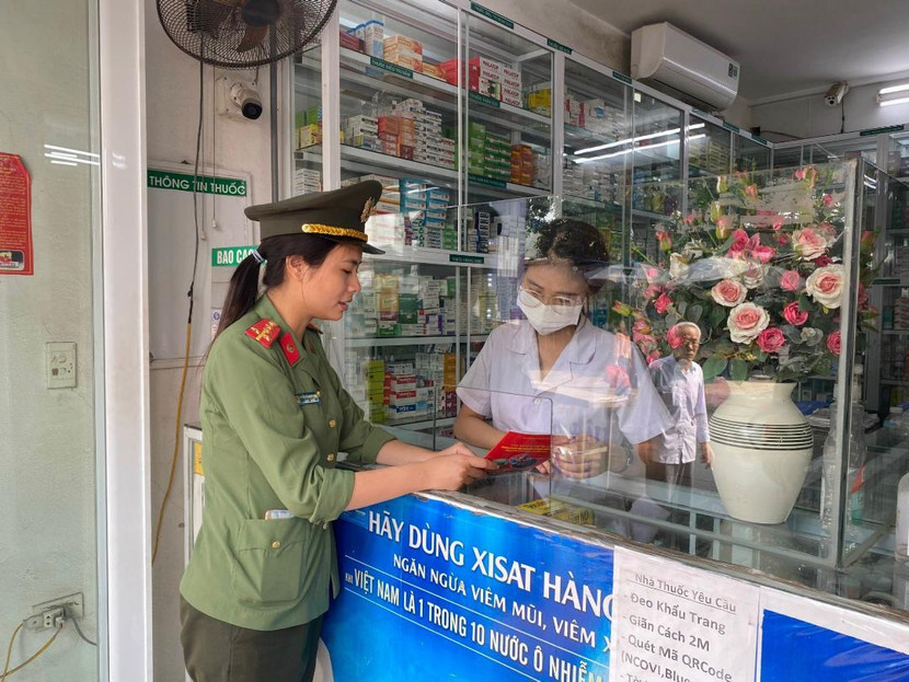 ...Và lan tỏa tinh thần "Thượng tôn pháp luật" tận khu dân cư