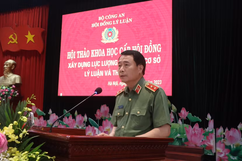 Trung tướng.TS Lê Quốc Hùng - Ủy viên Trung ương Đảng, Thứ trưởng Bộ Công an phát biểu tại hội thảo