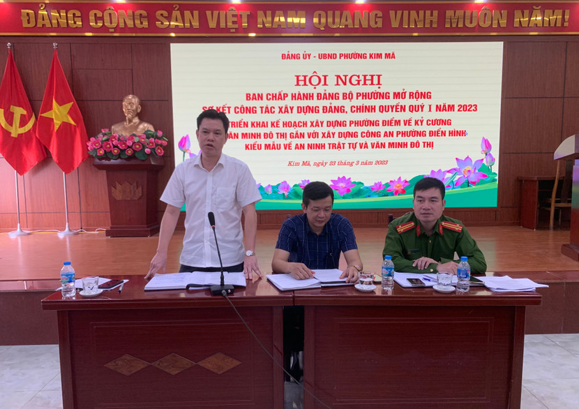 Lãnh đạo phường Kim Mã quán triệt tinh thần xây dựng địa bàn điểm về kỷ cương, văn minh đô thị và ANTT