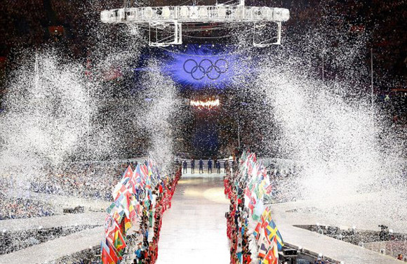 Bế mạc Olympic London 2012: Bữa tiệc âm nhạc hoành tráng ảnh 2