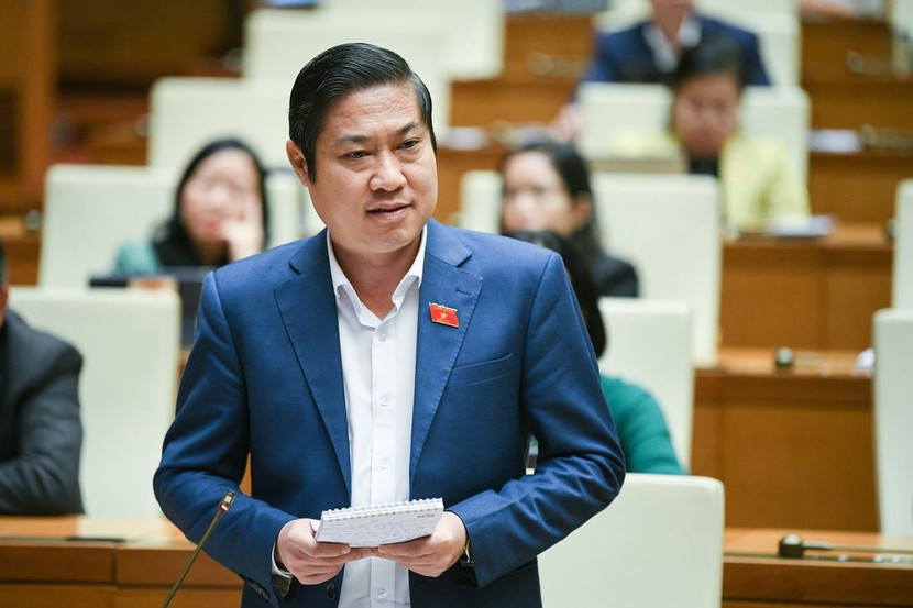 Đại biểu Phan Thái Bình (đoàn Quảng Nam) phát biểu