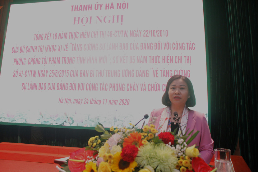 Đồng chí Nguyễn Thị Tuyến chủ trì, phát biểu tại hội nghị