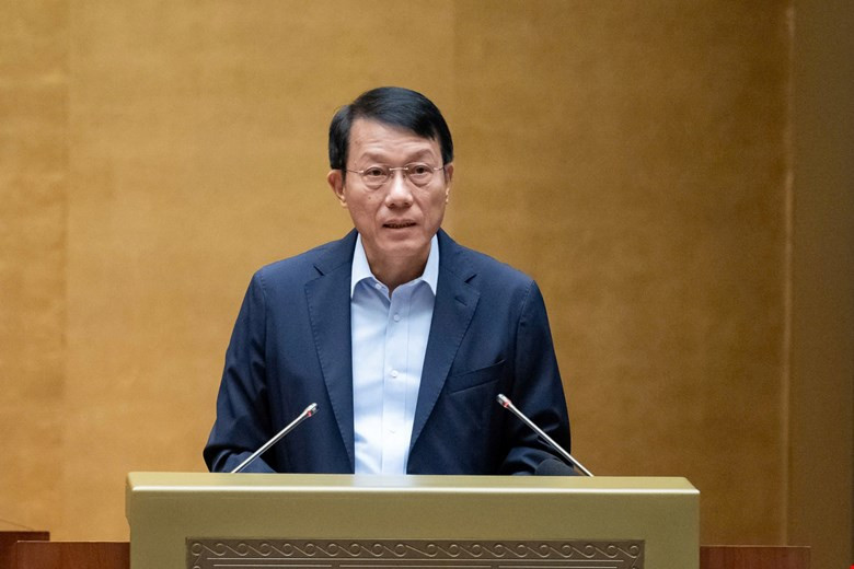 Đại tướng Lương Tam Quang, Bộ trưởng Bộ Công an trình bày Tờ trình trước Quốc hội