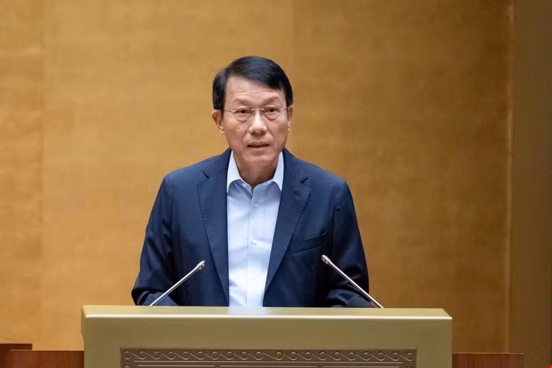 Bộ trưởng Bộ Công an Lương Tam Quang trình bày tờ trình